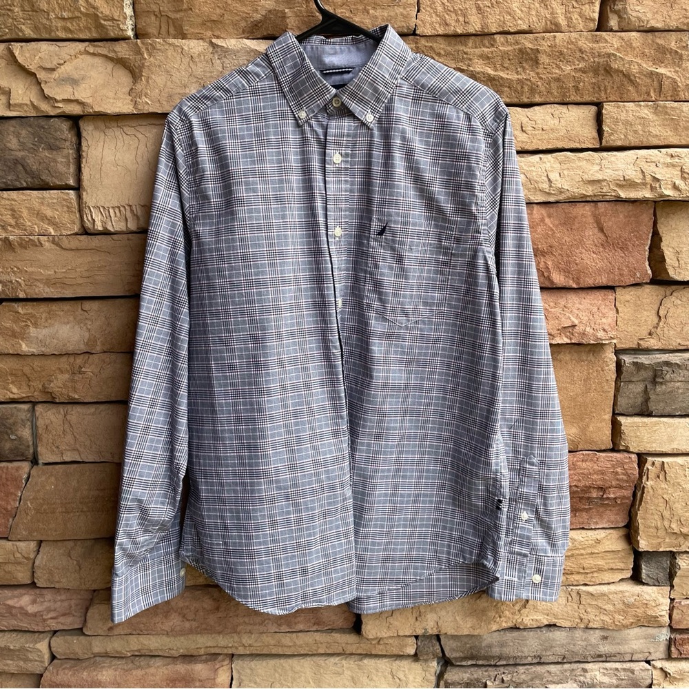 Nautica gray neutral check button up shirt Classic Men Medium Like New